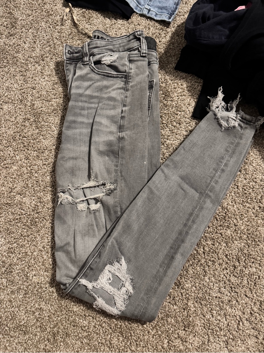 American Eagle Outfitters Grey Distressed Skinny Jeans